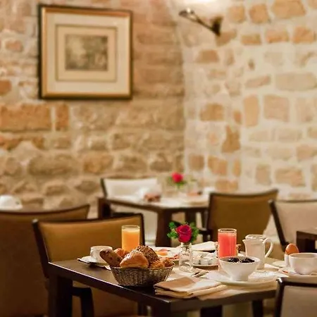 Hotel Le Stendhal - Vendome